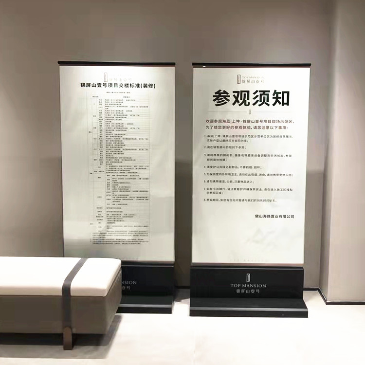 三角形玻璃立牌商场玫瑰金三角形水牌立式指示牌海报架售楼部展架 - 图0