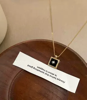 简约四芒星几何项链百搭气质高级感锁骨链精致颈链小众设计感时尚