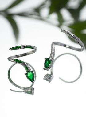 拉子们的宝藏店铺ins小众设计感轻奢滴胶灵蛇关节指环开口戒指女