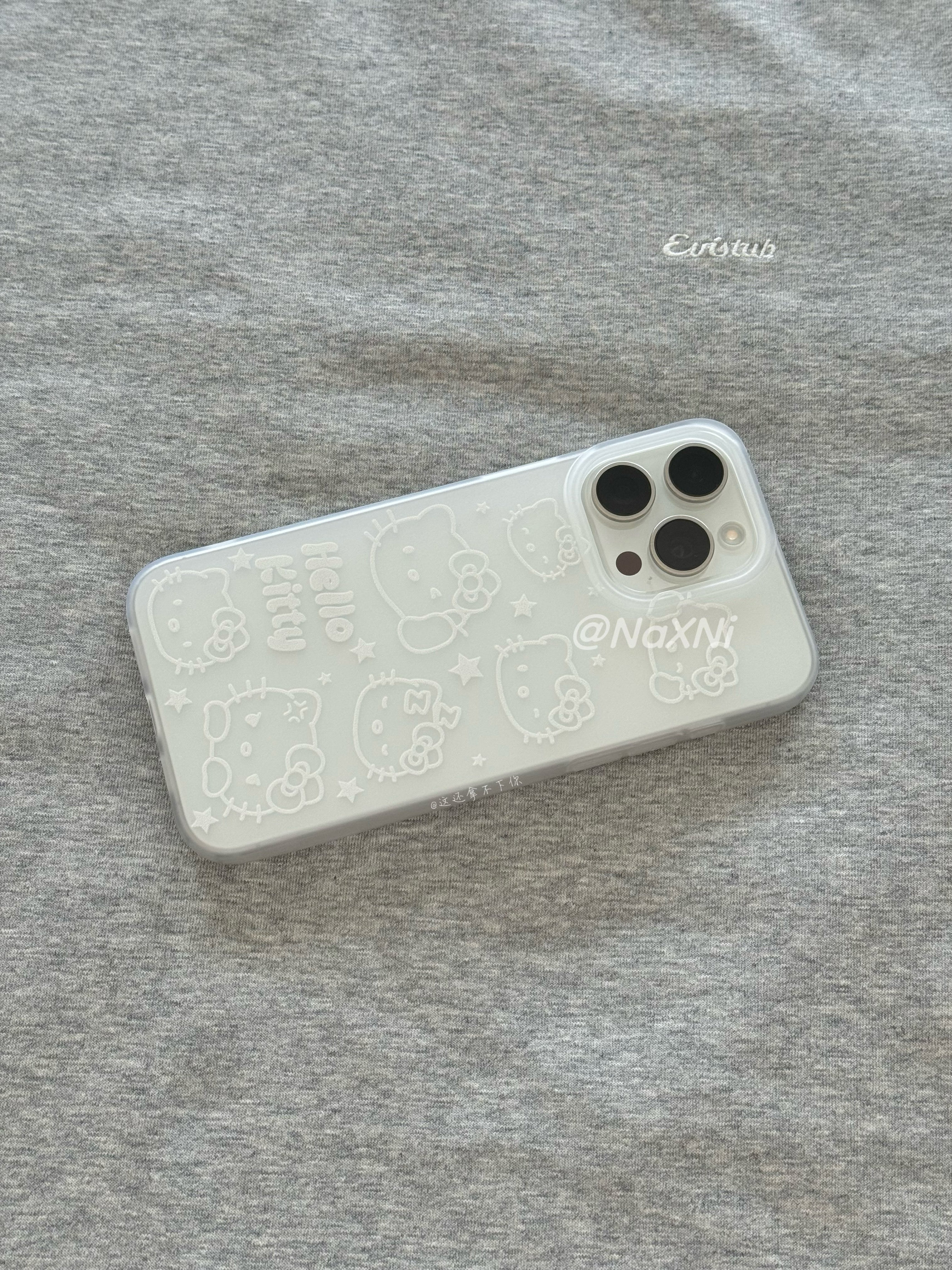 白色线条大头kitty适用于iphone17ProMax手机壳新款苹果15pro可爱大孔凯蒂猫全包14保护套16透明磨砂硅胶软壳