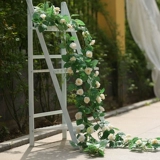 Имитация роз, искусственные цветы, виноградные лозы, настенные ковры, намоточные водопроводные трубы для кондиционирования воздуха, блокировка и украшение потолка гостиной пластиковыми растениями