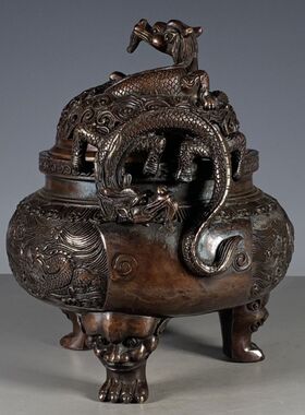 古玩真品老物件大清乾隆年制三足鼎双耳九龙熏香炉古董老铜器摆件