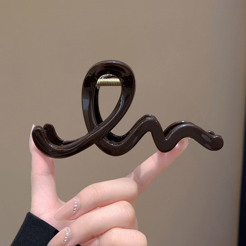 咖色波浪抓夹女2026新款高级感后脑勺盘发发夹大号发量多鲨鱼夹子 - 图0