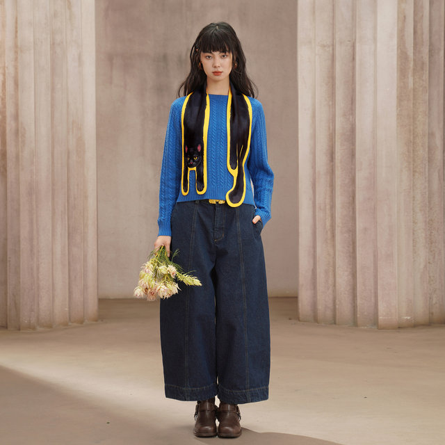 Kamo original little black cat print scarf