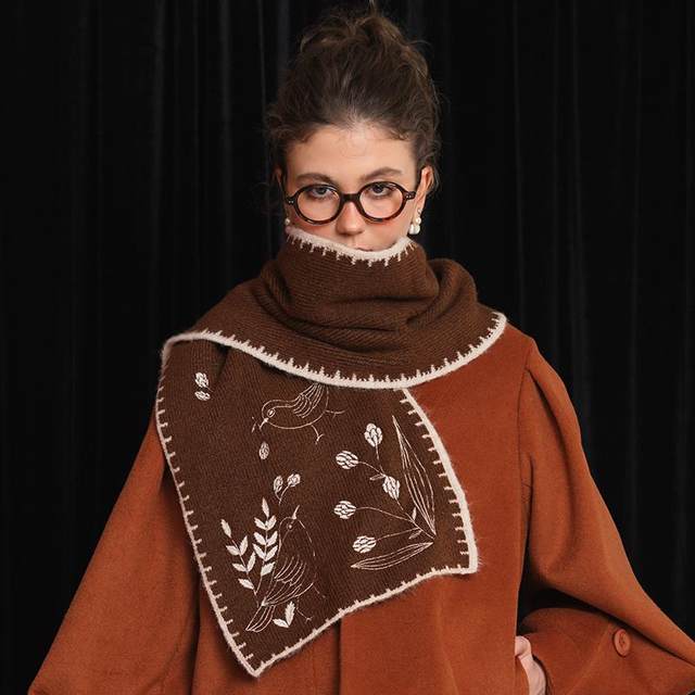 Kamo original retro forest style embroidered scarf thickened soft waxy skin-friendly shawl warm classic dark brown gift