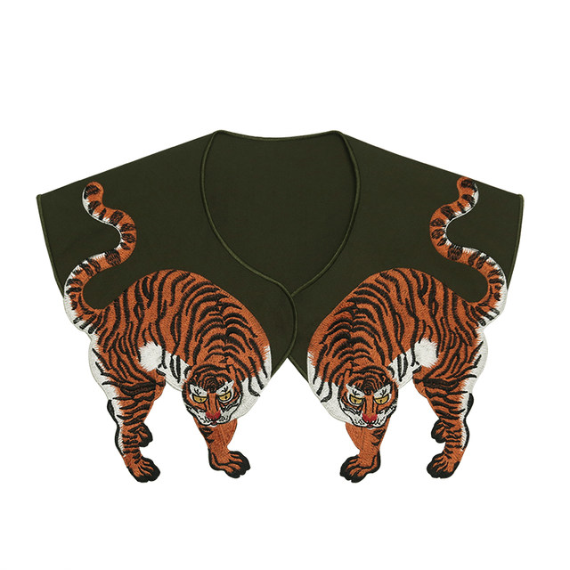 Kamo original tiger embroidered small shawl neckline