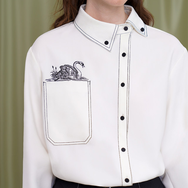 Kamo Original New Niche Fun Small Shirt Women's Exquisite Embroidered Swan Shirt Genderless Retro Top Couple