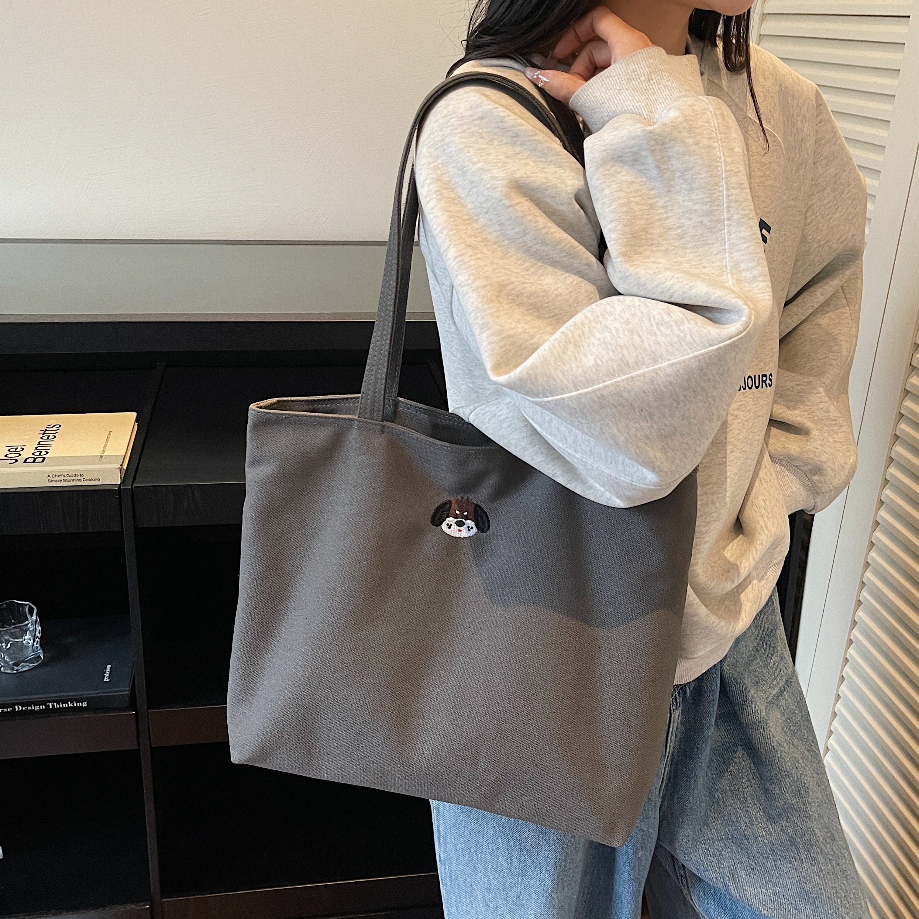 大容量刺绣帆布托特包包女2025新款潮韩版ins风学生通勤单肩包,淘宝优惠券,粉丝福利购,淘宝优惠卷