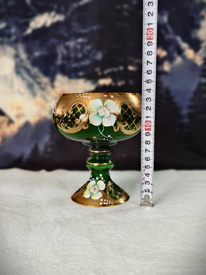 Xinjiang Bohemian style heavy industry gold-filled crystal fruit plate European style enamel flower creative home real gold depiction