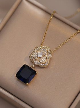 项链女网红爱心锆石花朵小众时尚新款设计感吊坠气质套装钛钢项链