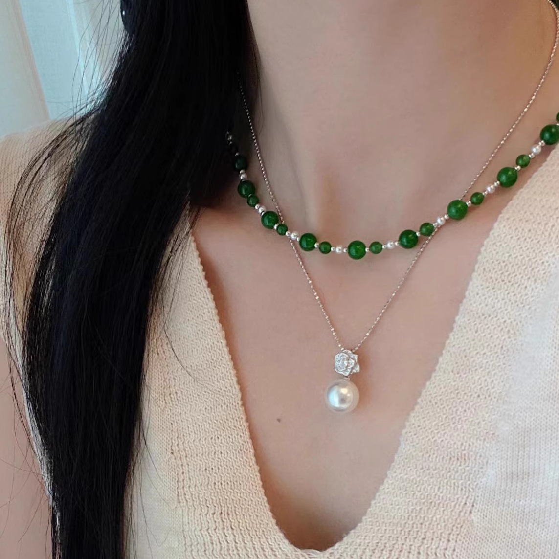 高级感新中式s925纯银显白菠菜绿玉髓项链轻奢小众气质珍珠锁骨链 - 图1