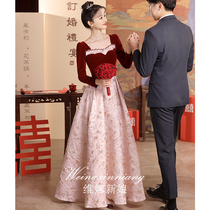 High level Toast Bride 2023 new wine red French style engagement gown dress with dress velvet winter Back to door