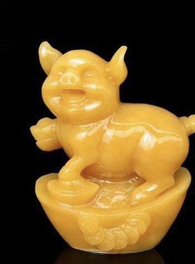 天然白玉石发财猪黄玉摆件吉祥猪十二生肖猪办公室客厅招财装饰品