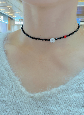 黑水晶贝壳小花choker颈链女款