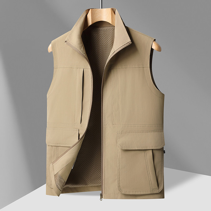 Middle-aged and elderly outdoor workwear vest for men 2026 spring and autumn stand-up collar casual zipper multi-pocket vest vest for men