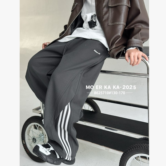 MR 8625710 侧拼条一体绒冲锋裤