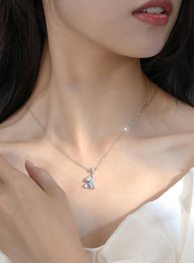 925纯银摘星的小熊项链