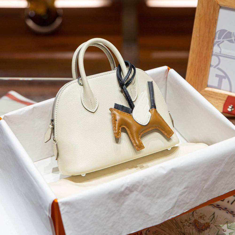 牛仔蓝迷你贝壳包女秋冬百搭手提包高级感真皮单肩斜挎保龄球包包,淘宝优惠券,粉丝福利购,淘宝优惠卷