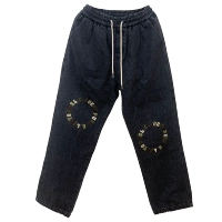 Черный и серый