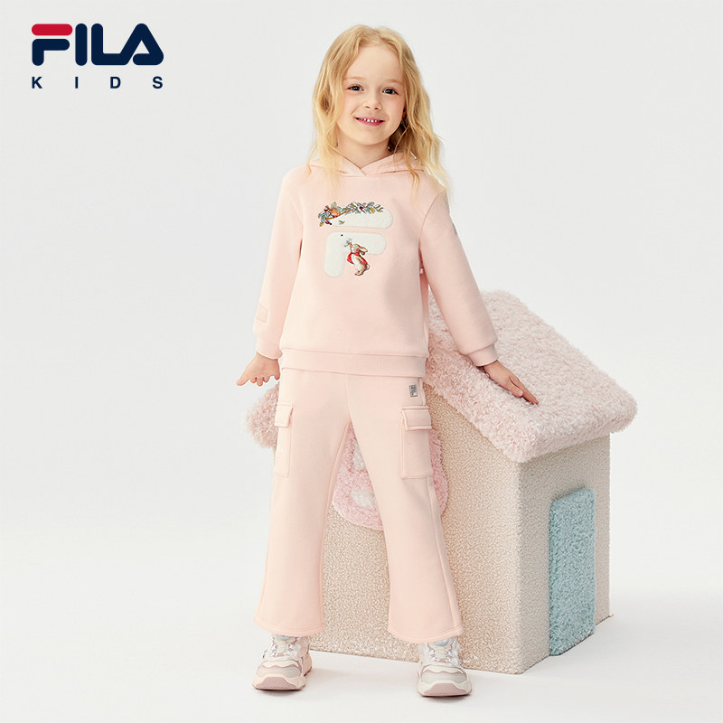FILA X 彼得兔联名儿童童装卫衣2025年冬季新款女童小童加绒上衣