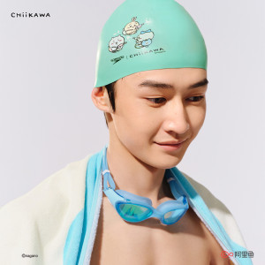 全新Speedo|CHIIKAWA系列 俏皮印花硅胶防水成人游泳泳帽
