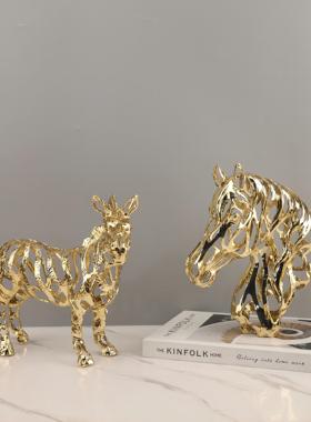 北欧金色镂空狮子马动物雕塑摆件客厅玄关展柜酒柜样板间家居装饰