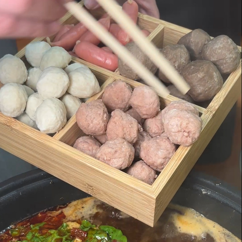 【年货】金锣火锅猪肉丸子鸡肉丸冷冻手工撒尿肉丸千叶豆腐5件套,淘宝优惠券,粉丝福利购,淘宝优惠卷