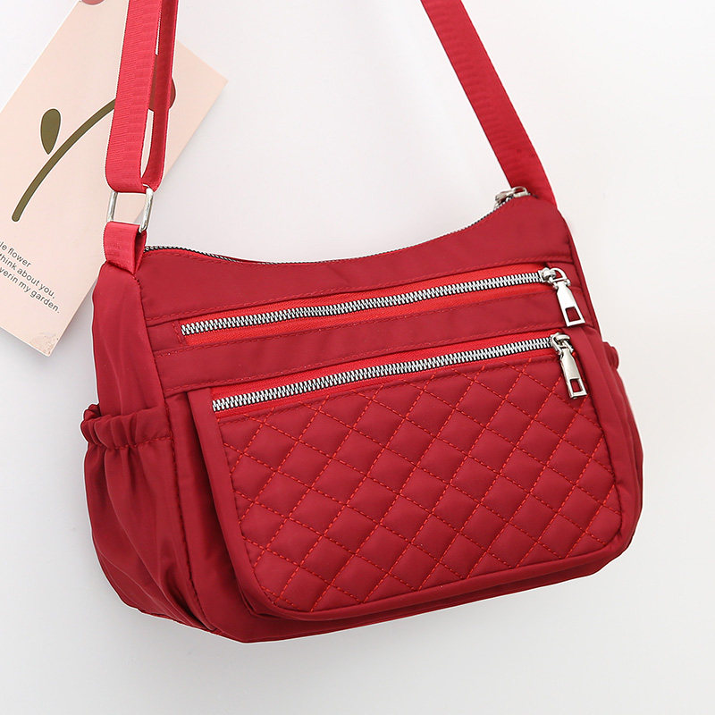 2021新款尼龙菱格多隔层单肩斜挎包中老年妈妈包轻便防水休闲布包,淘宝优惠券,粉丝福利购,淘宝优惠卷