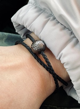 黑扣黑皮手绳多股穿龙鳞珠大溪地黑珍珠多圈皮绳手链替换绳男女款