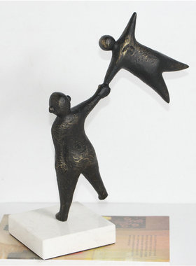 北欧铸铁拉手小人摆件创意装饰现代客厅饰品铁工艺品样板间摆件