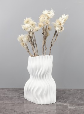 现代简约创意褶皱波浪白色陶瓷花器办公室卧室客厅餐厅家居装饰品