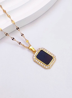 黑色方牌项链女百搭高级感轻奢小众饰品高级感锁骨链