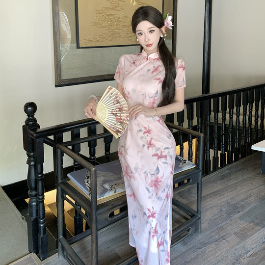 Ежедневно улучшенный молодежный длинный тонкий чонсам с короткими рукавами