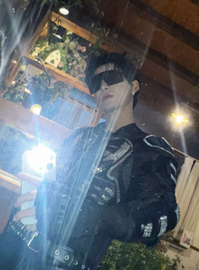 姚琛同款墨镜男款高级感骑行运动护目登山雪地防紫外线太阳眼镜女