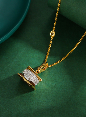 挂坠吊坠项链巧克力夹心饼干镶钻