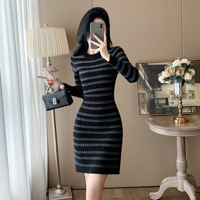 针织内搭毛衣连衣裙女秋冬小个子圆领条纹修身显瘦短款包臀打底裙,淘宝优惠券,粉丝福利购,淘宝优惠卷