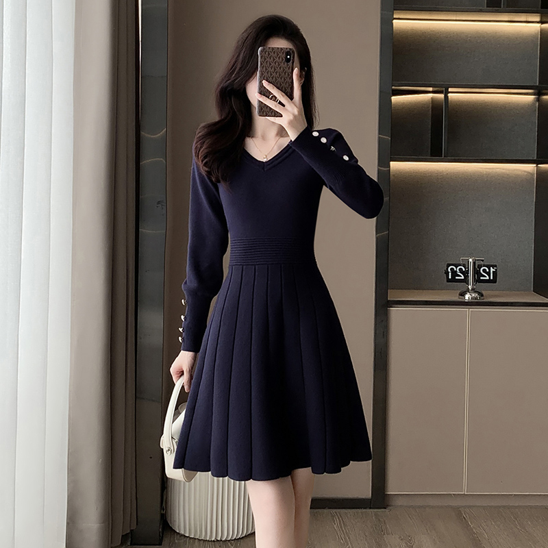 法式小香风针织连衣裙女秋冬季新款小个子高级感打底A字毛衣裙子 - 图0