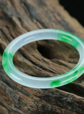 天然独龙玉高冰飘花玉镯