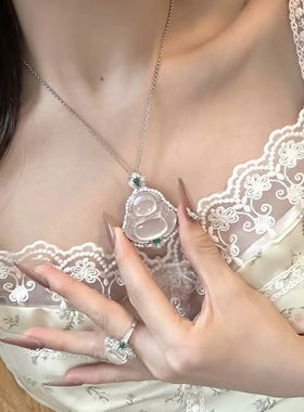 白冰玉髓绿玛瑙翡翠佛公925纯银吊坠项链女款高级感锁骨链送礼物