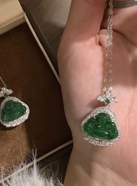 天然a货翡翠项链满冰阳绿小佛公S925纯银镶嵌小佛公锁骨链吊坠