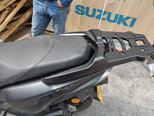 适用新大洲本田裂行RX125后货架尾箱架裂刃NS125RX加厚尾架外卖架 - 图1