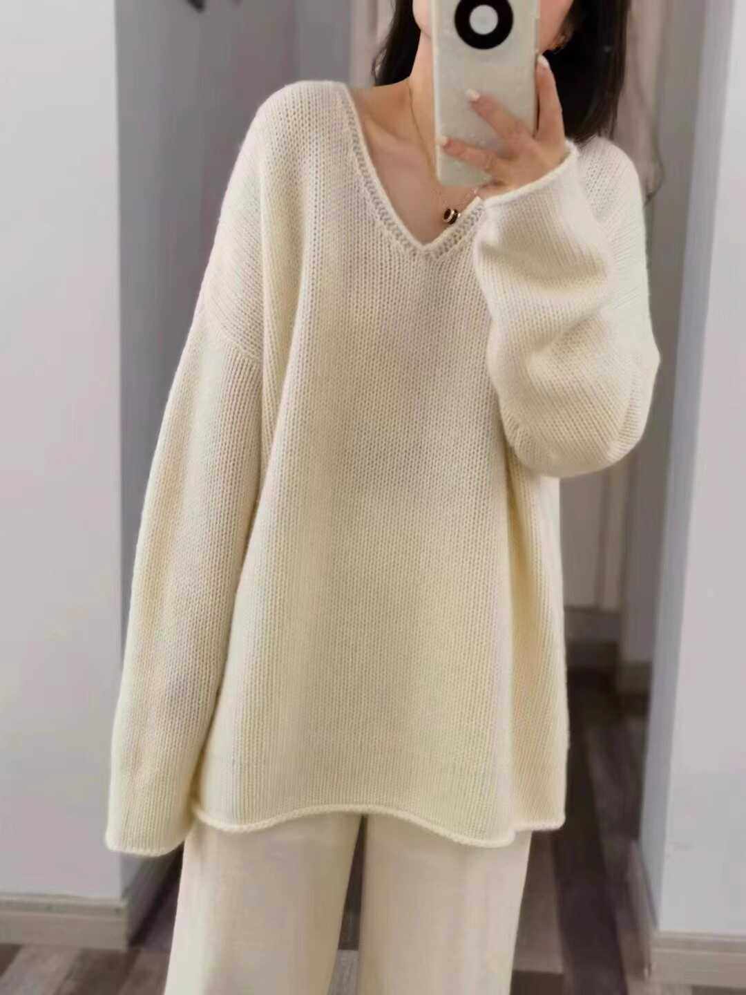 2025秋冬新款100%纯山羊绒毛衣女V领中长款加厚慵懒风针织打底衫,淘宝优惠券,粉丝福利购,淘宝优惠卷