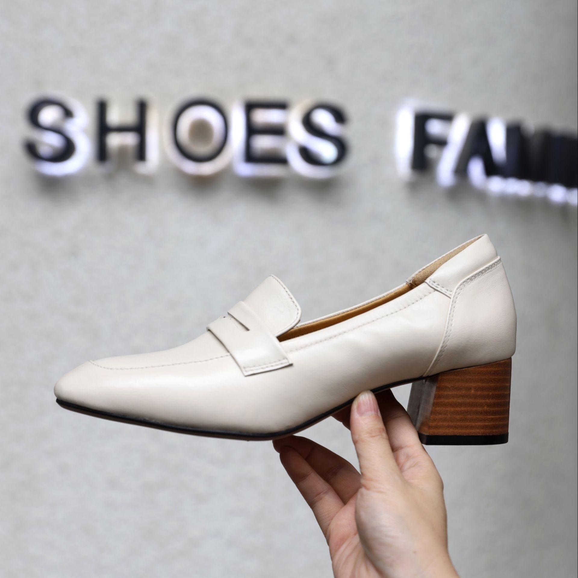 壹家shoes045001小包子乐福小枕头中跟4公分软糯羊皮防磨脚防掉跟,淘宝优惠券,粉丝福利购,淘宝优惠卷