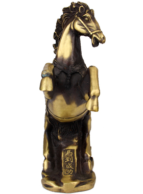 黑色马到成功摆件