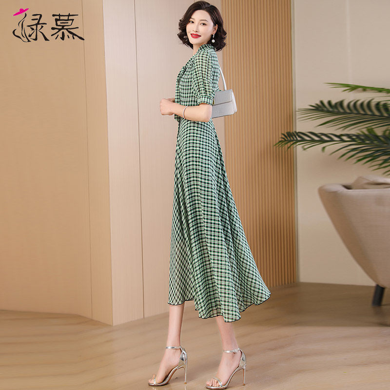  绿慕连衣裙