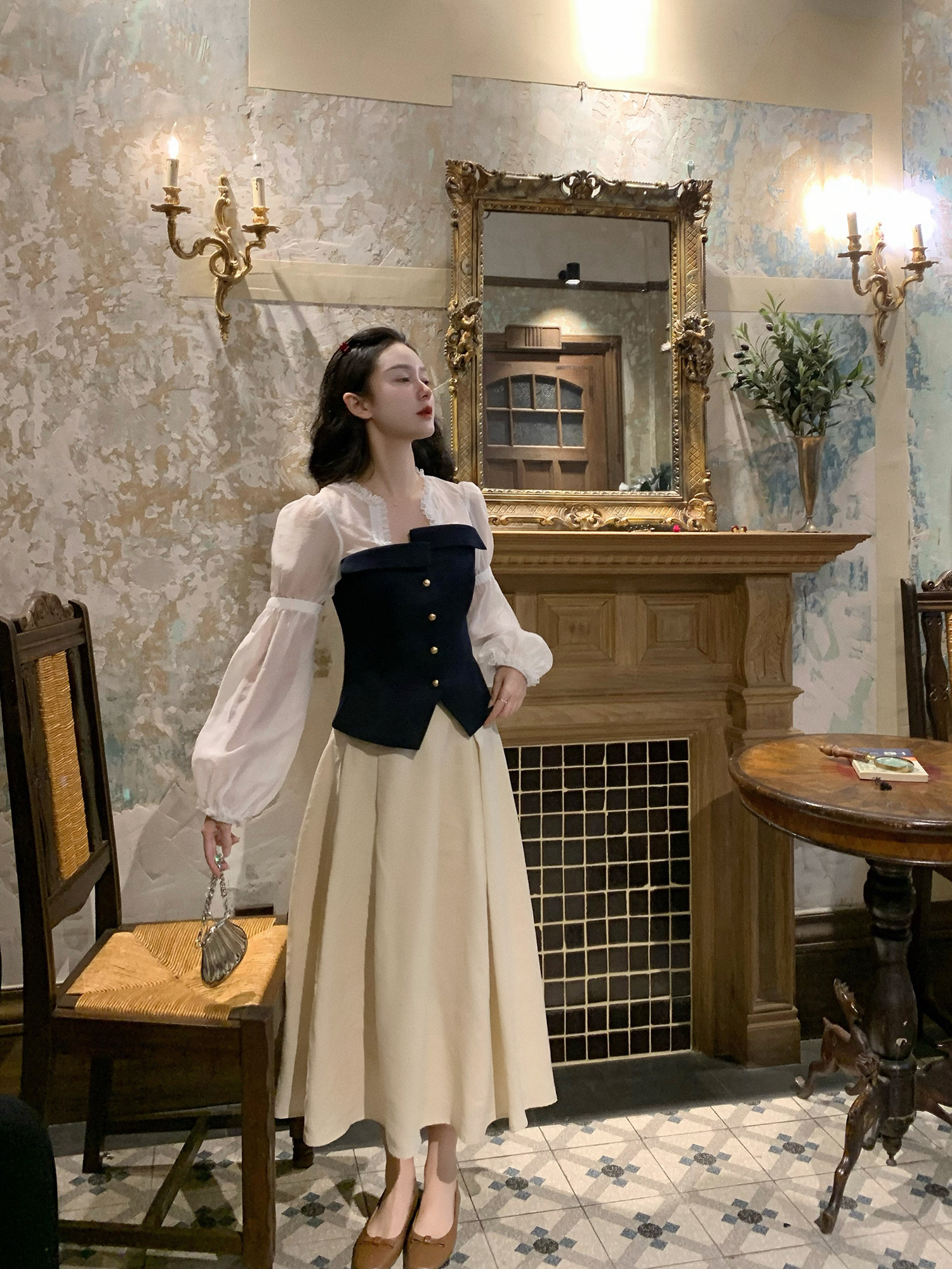 【限时7折】《白茶》长袖腰封拼接衬衫女设计感小众+杏色褶半身裙,淘宝优惠券,粉丝福利购,淘宝优惠卷