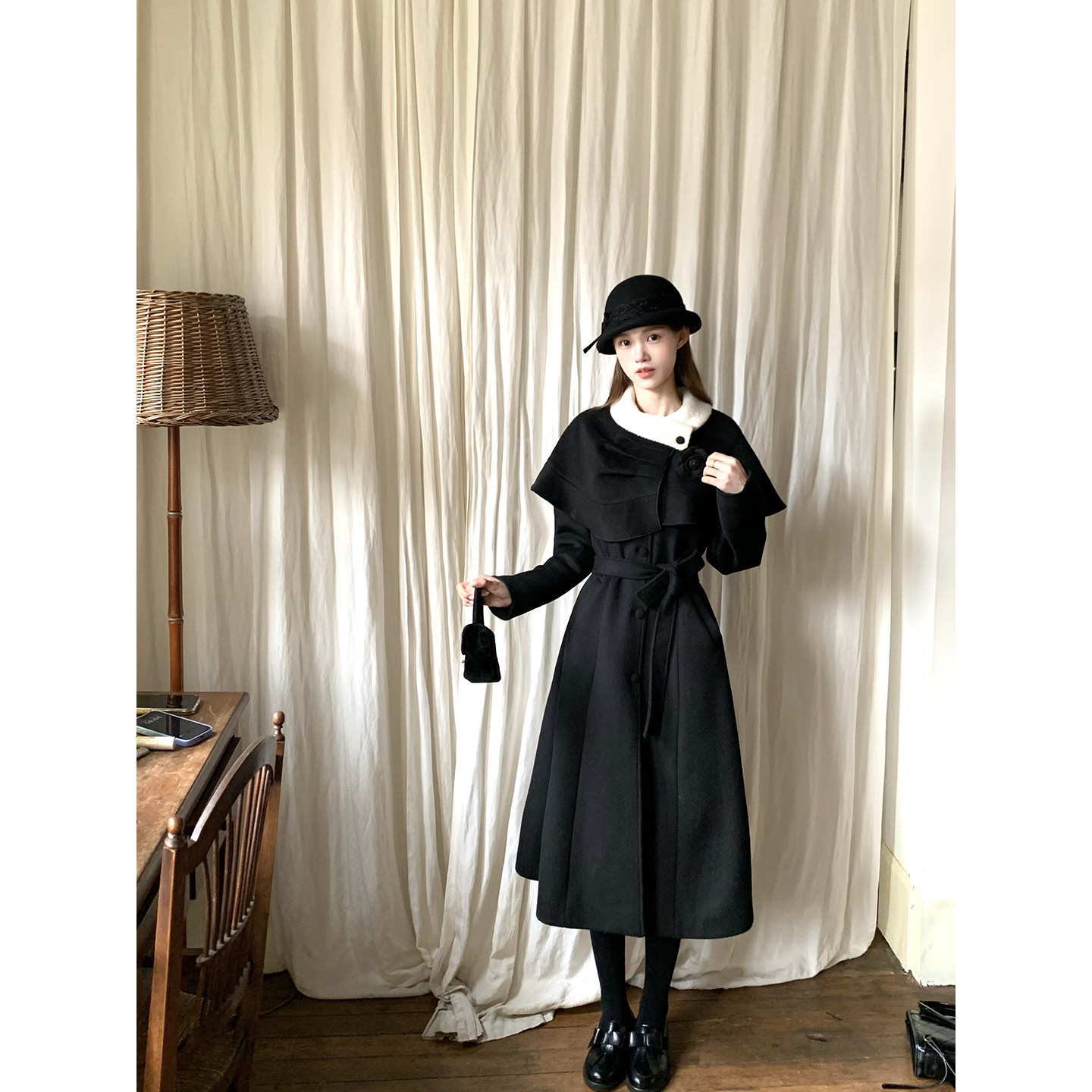 桃可了 墨染画境 复古法式高级感中长款小众披肩羊毛毛呢大衣女冬 - 图1