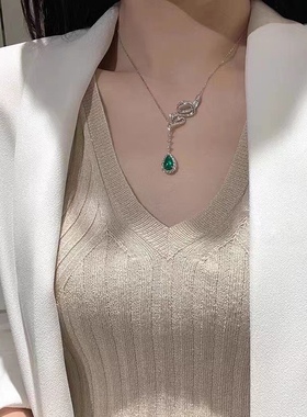 高级感祖母绿项链轻奢绿宝石锁骨链满钻锁骨链水滴梨形彩宝吊坠女