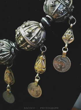 也门蛋掐丝球签名老银项链