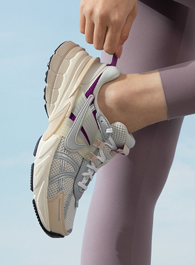 NIKE耐克运动鞋女鞋2024夏季新款V2K网面透气跑步鞋休闲鞋HF4305